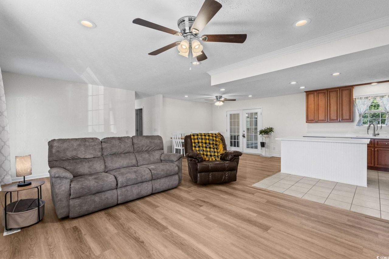 1996 Heritage Rd. Photo 10