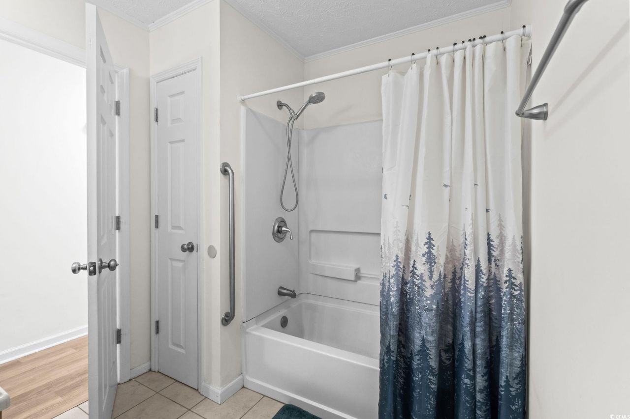 1996 Heritage Rd. Photo 27