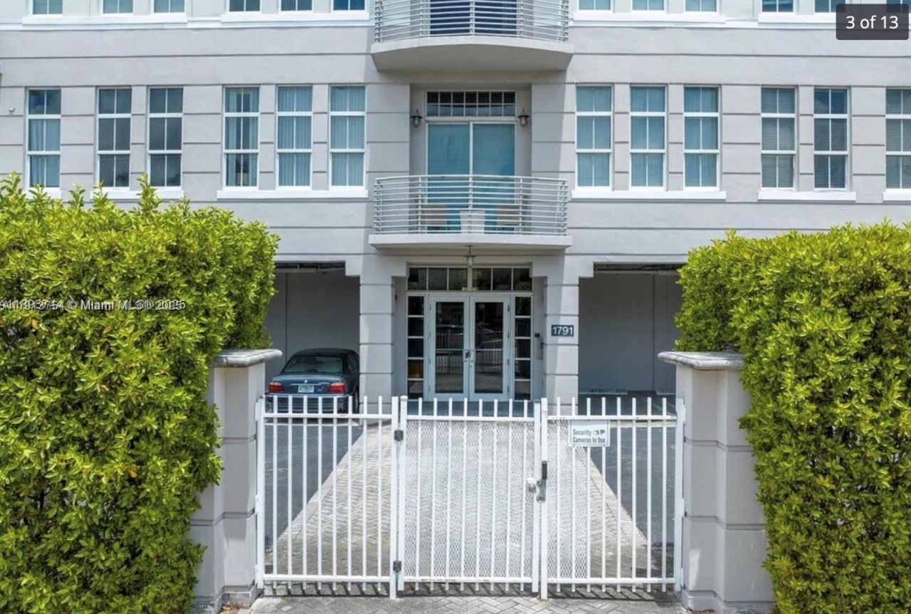 1791 NE Miami Gardens Dr, Unit E502, Miami, FL 33179 Photo