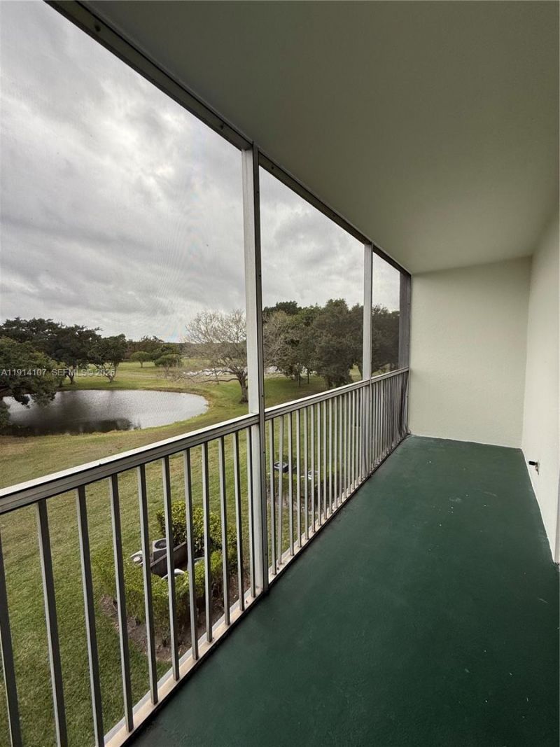 13250 SW 4th Ct, Unit 316G, Pembroke Pines, FL 33027 Photo