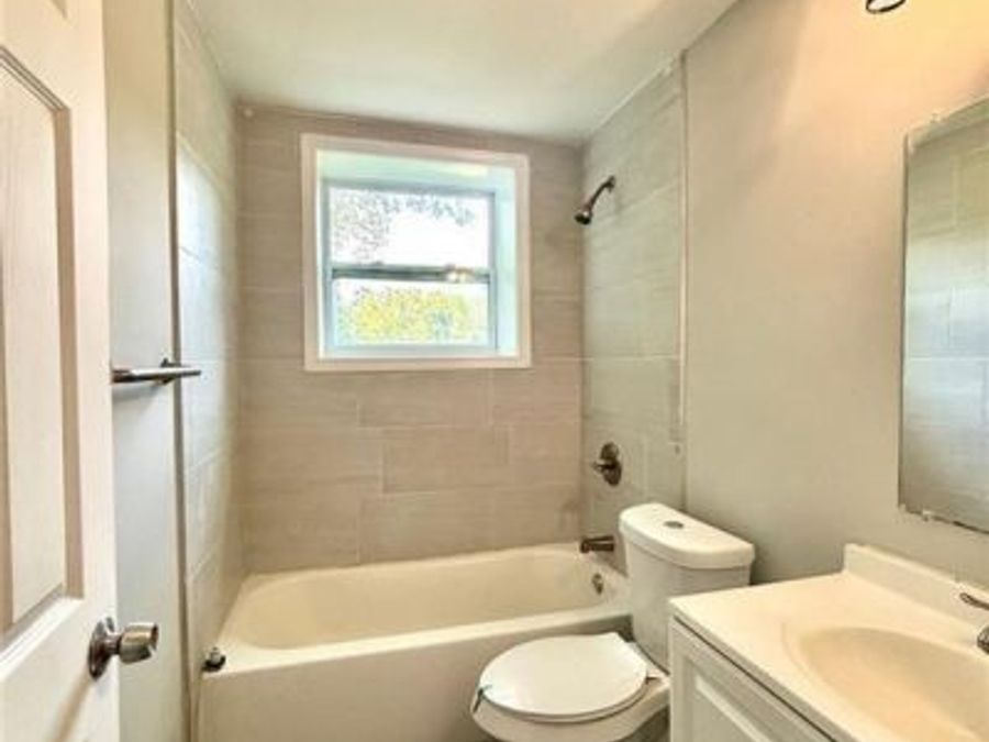 Property Image 101