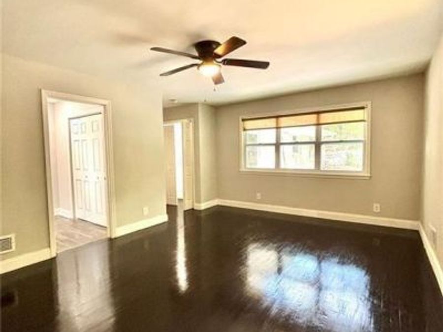 Property Image 77