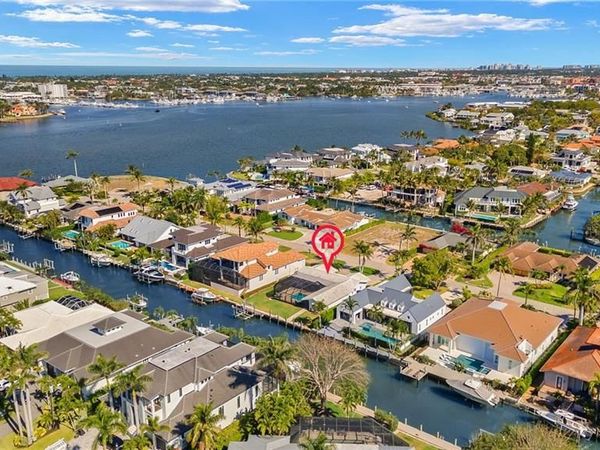 1400 MARLIN DR, NAPLES, FL 34102