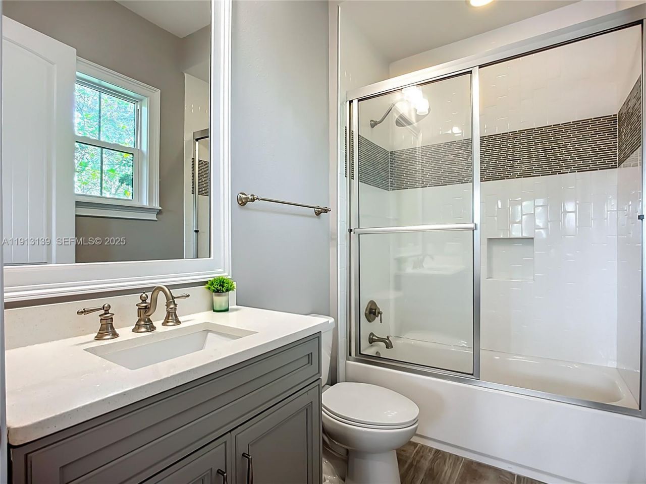 19425 Ganton Ave, Bradenton, FL 34202 Photo