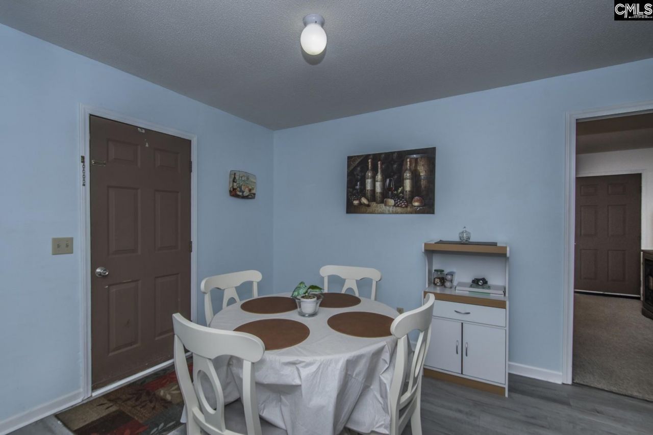 308 Day Drive Photo 19