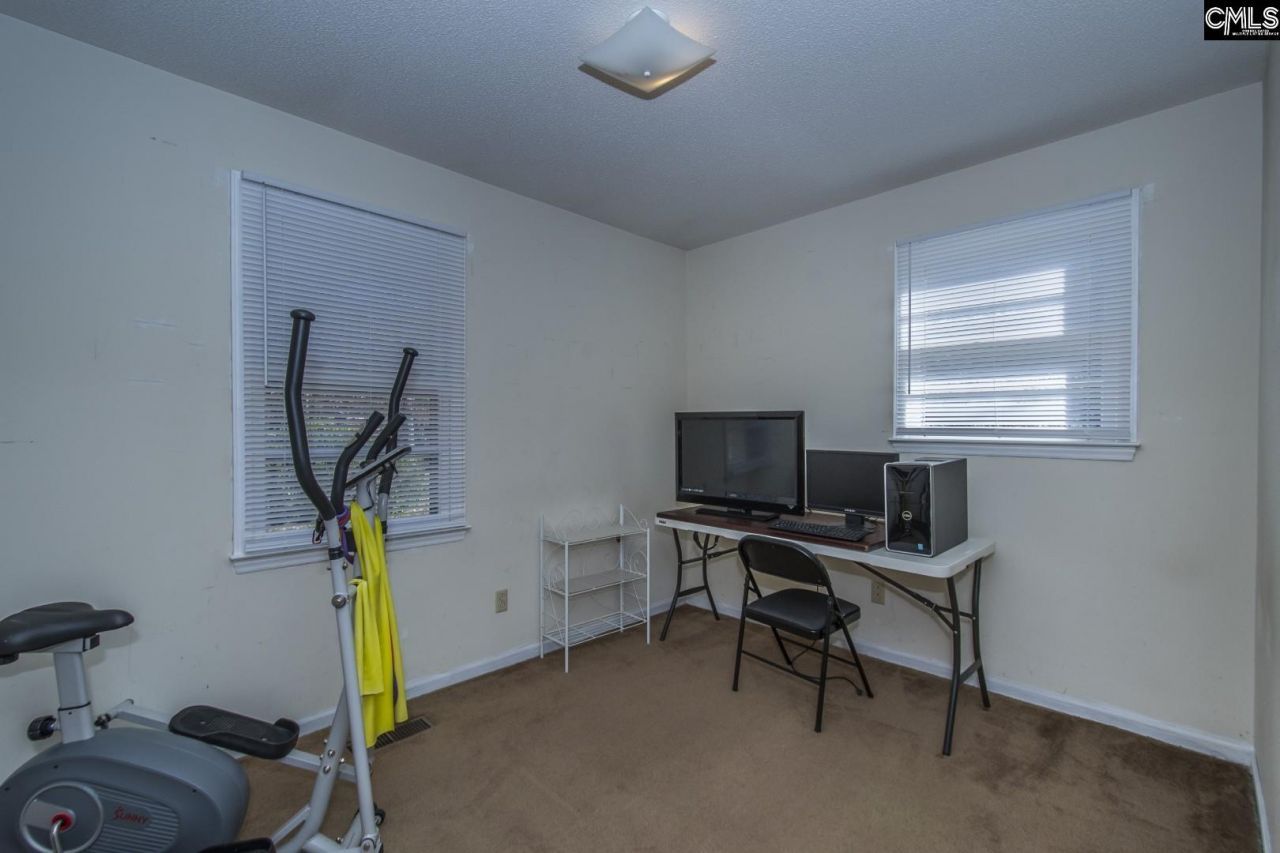 308 Day Drive Photo 26