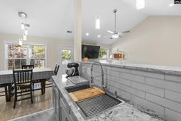 1191 Rockwood Road photo 4