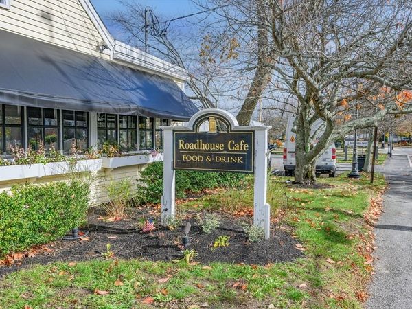 488 South St, Barnstable, MA 02601