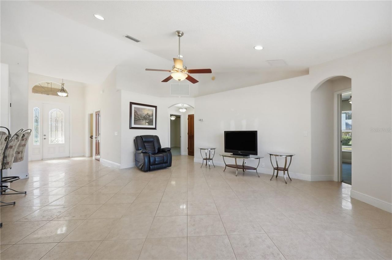 2021 Massachusetts Avenue, Orange City, FL 32763 Photo