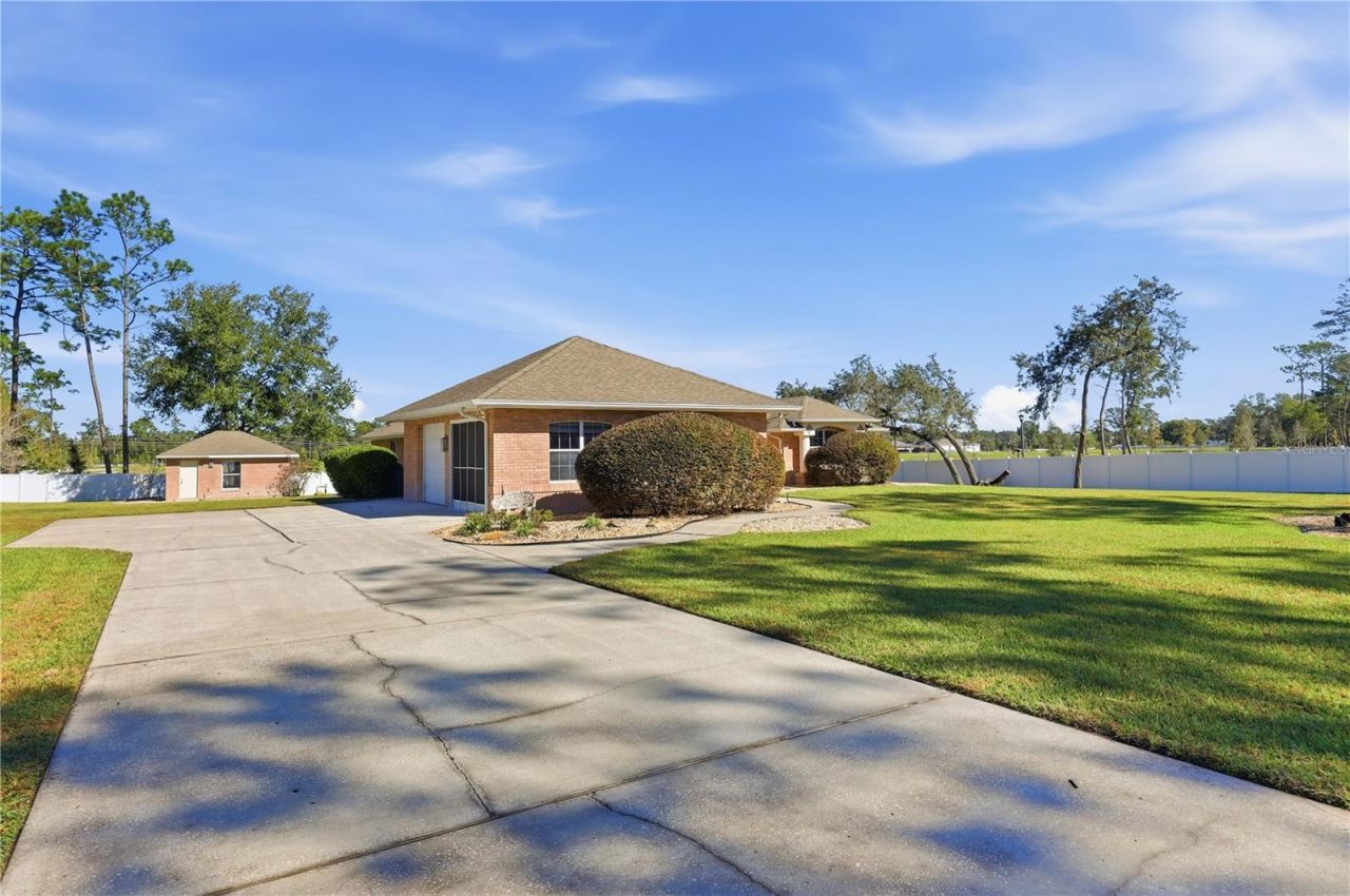 2021 Massachusetts Avenue, Orange City, FL 32763 Photo