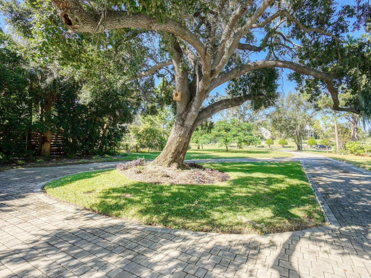 1720 Richard Ervin Parkway, Tarpon Springs, FL 34688 Photo