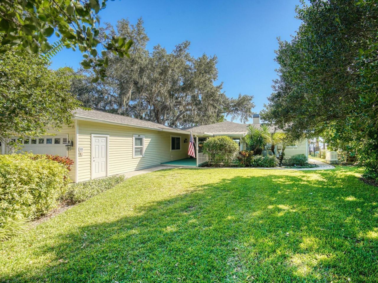 1720 Richard Ervin Parkway, Tarpon Springs, FL 34688 Photo