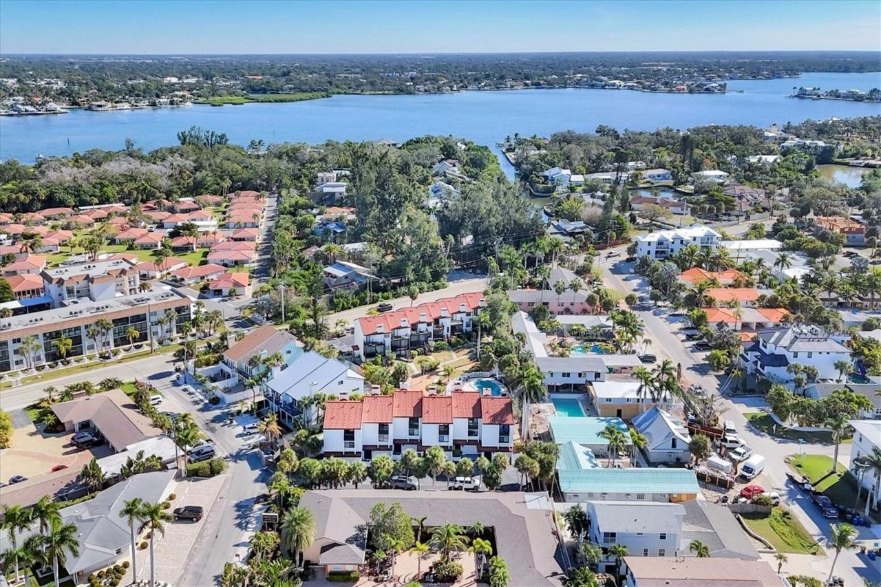 6790 Sarasea Circle, Unit 6790, Sarasota, FL 34242 Photo