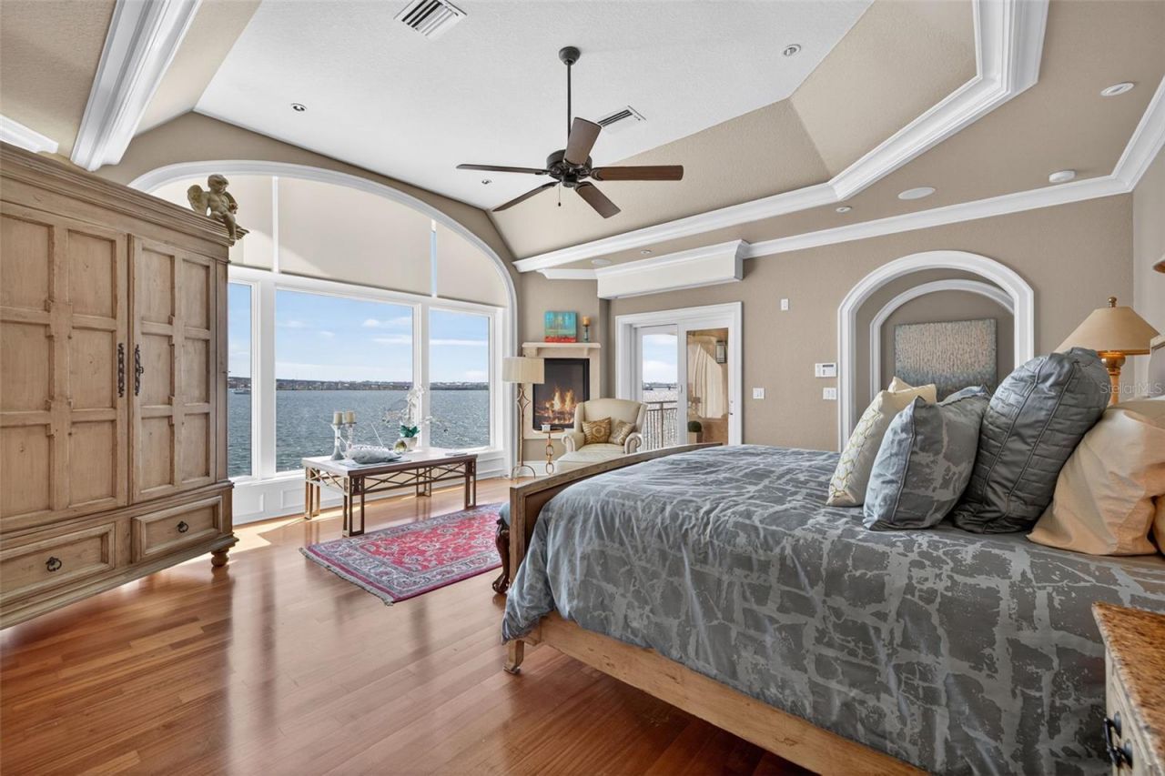 2165 Louisa Drive, Belleair Beach, FL 33786 Photo