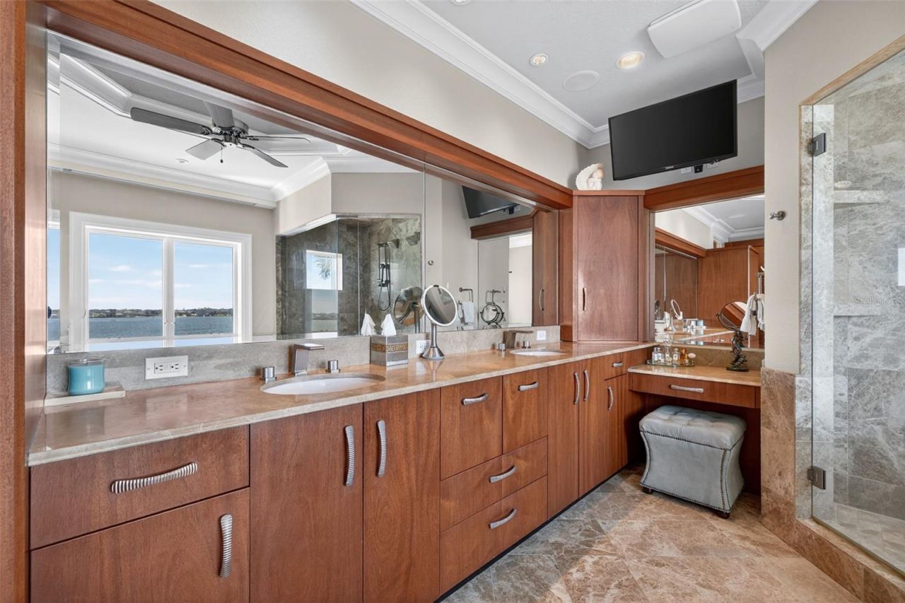 2165 Louisa Drive, Belleair Beach, FL 33786 Photo