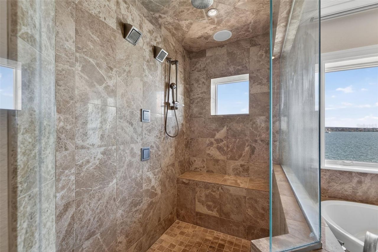 2165 Louisa Drive, Belleair Beach, FL 33786 Photo