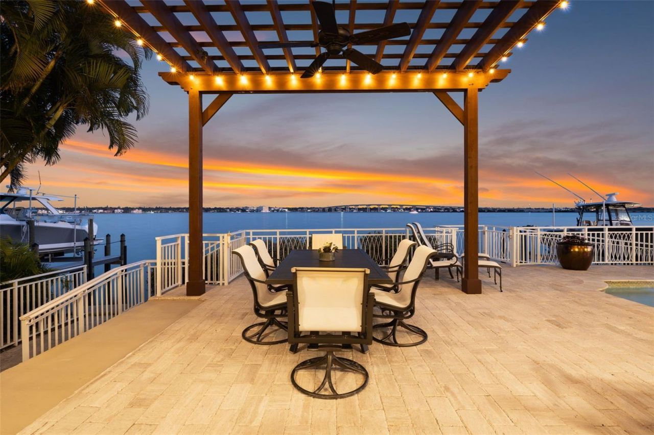 2165 Louisa Drive, Belleair Beach, FL 33786 Photo