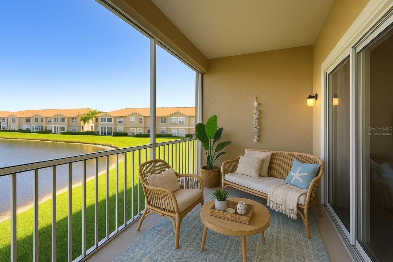 3668 Parkridge Circle, Unit 28-201, Sarasota, FL 34243 Photo