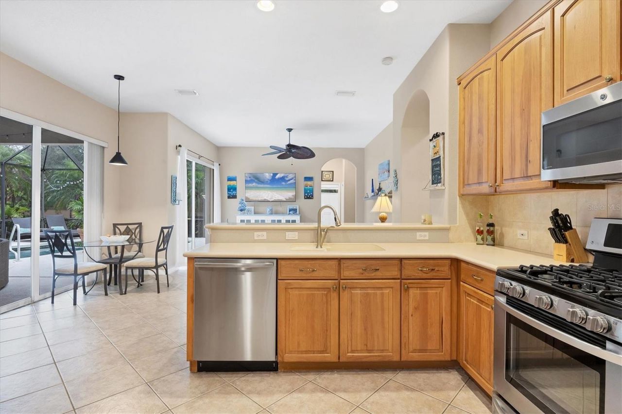 13046 Peregrin Circle, Bradenton, FL 34212 Photo