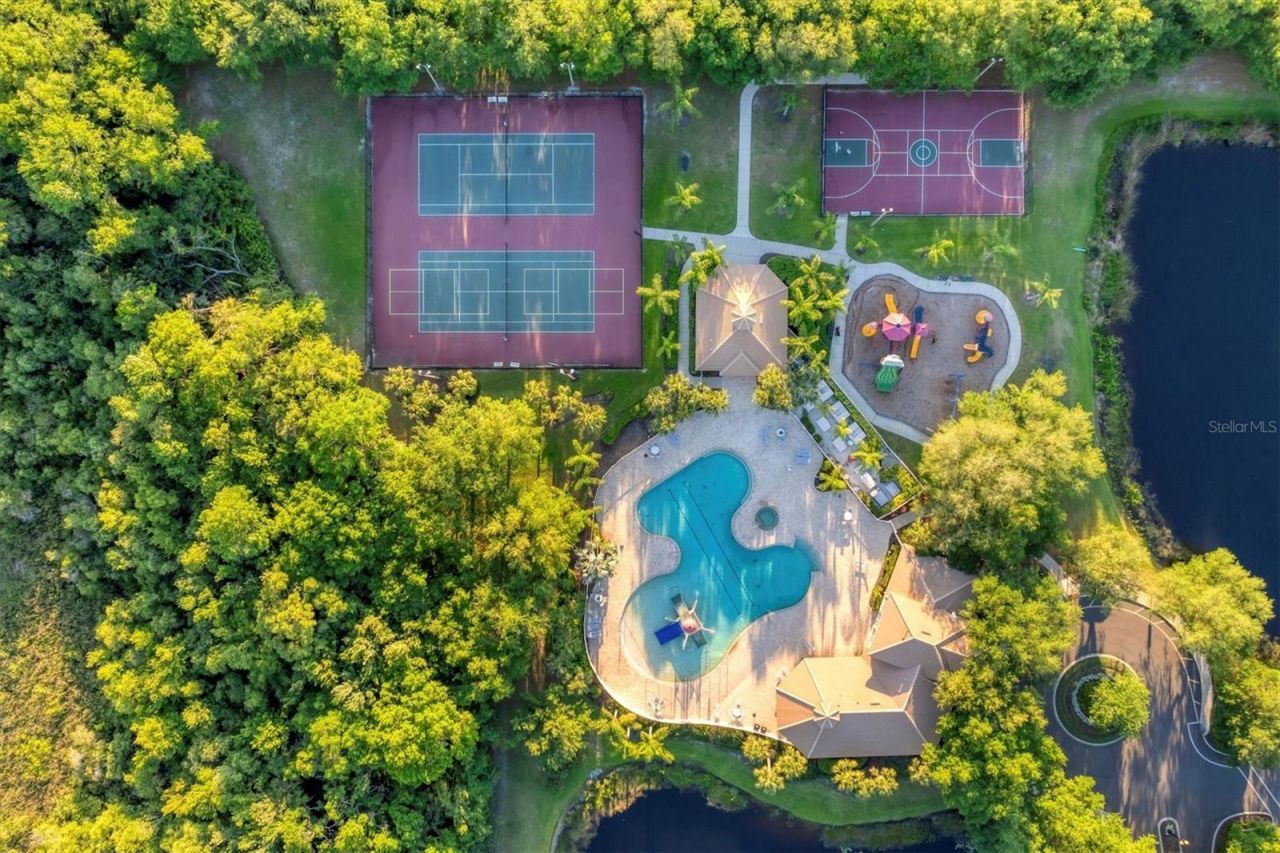 13046 Peregrin Circle, Bradenton, FL 34212 Photo