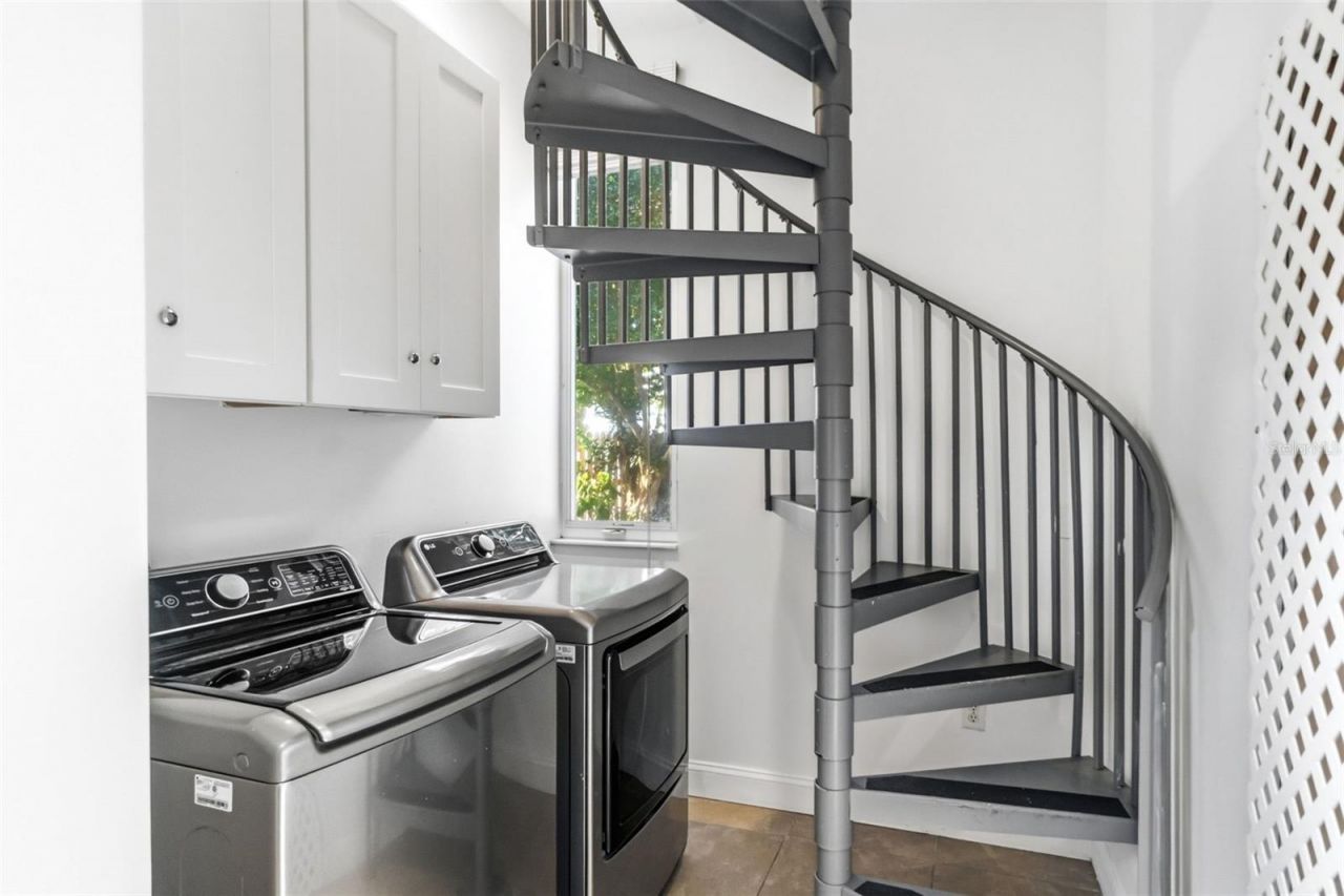 3410 S School Avenue, Sarasota, FL 34239 Photo