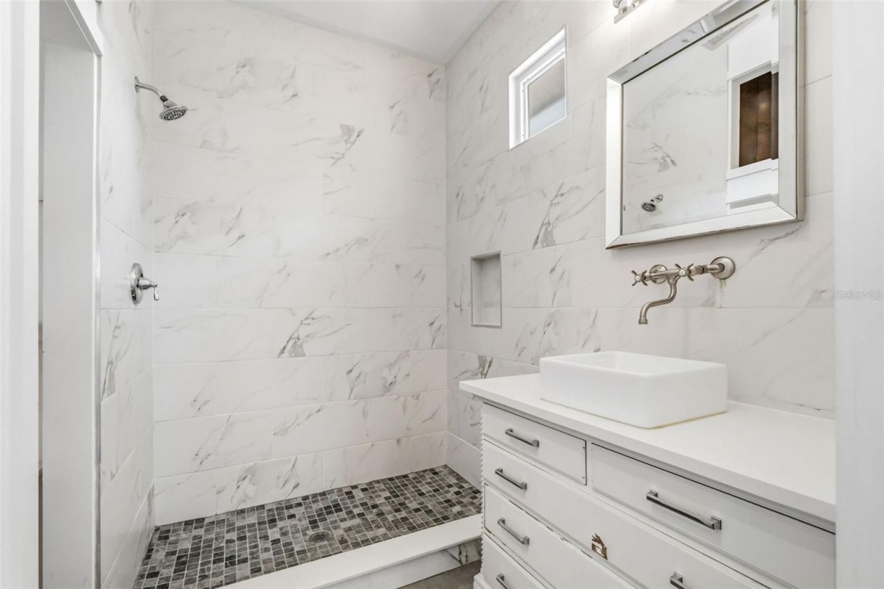 3410 S School Avenue, Sarasota, FL 34239 Photo