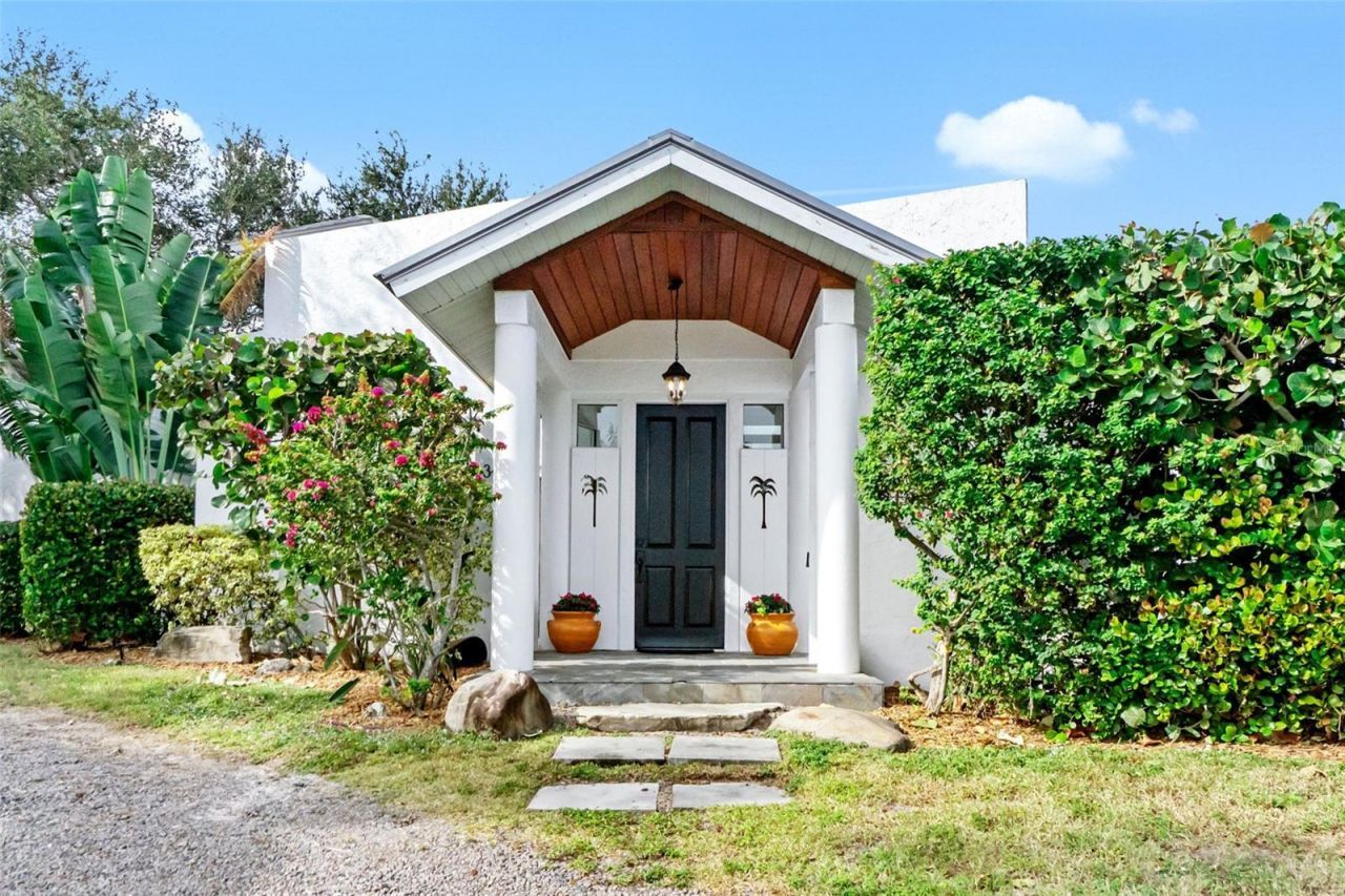 3410 S School Avenue, Sarasota, FL 34239 Photo