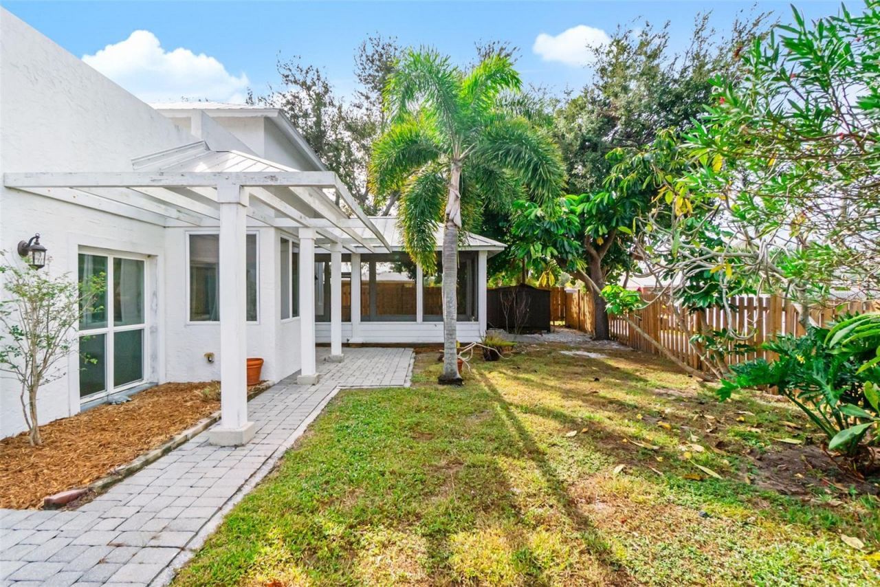 3410 S School Avenue, Sarasota, FL 34239 Photo