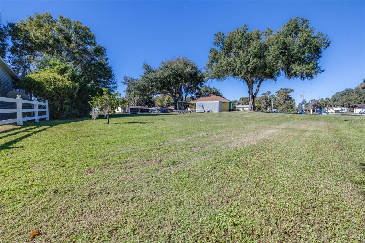 623 Racoon Lane, Lorida, FL 33857 Photo