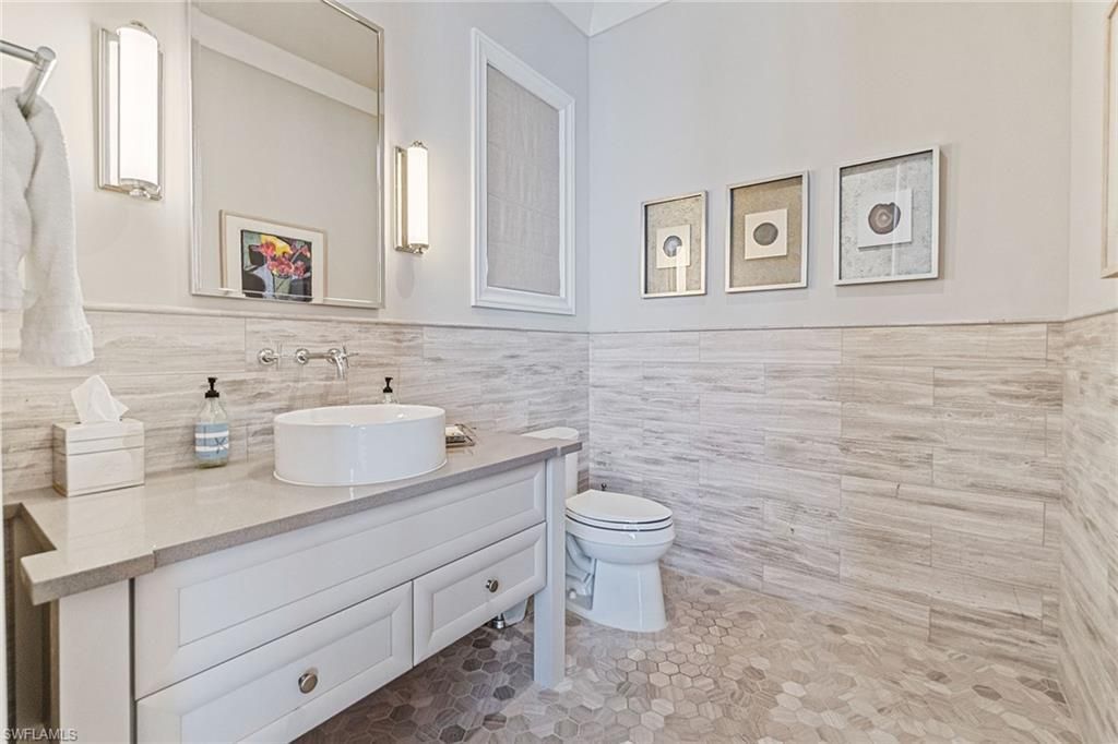 6188 Freemont Dr, Naples, FL 34119 Photo