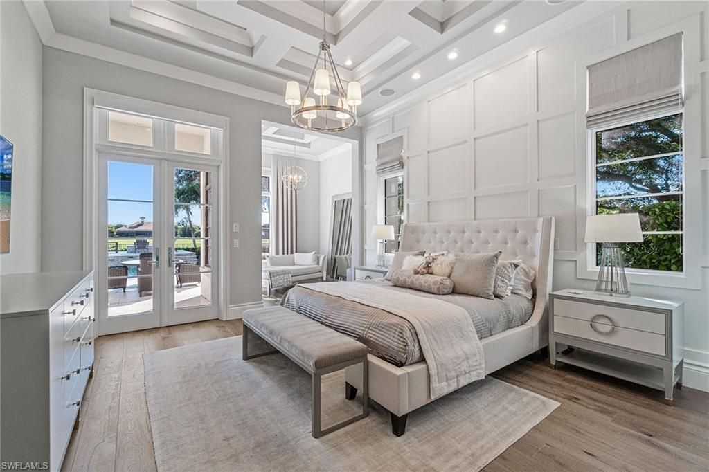 6188 Freemont Dr, Naples, FL 34119 Photo