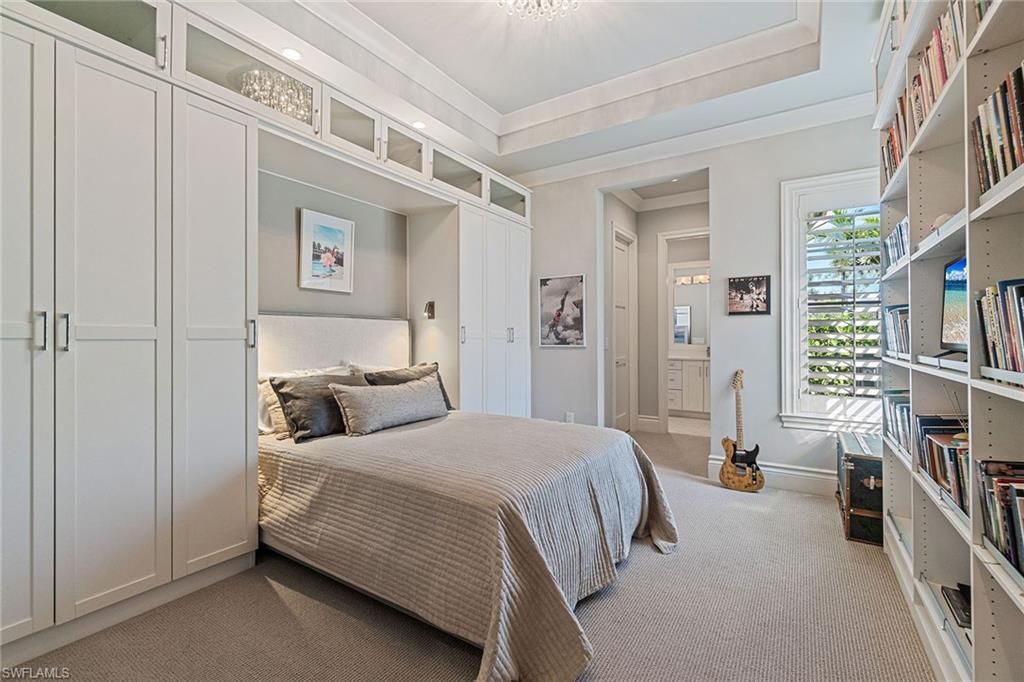 6188 Freemont Dr, Naples, FL 34119 Photo