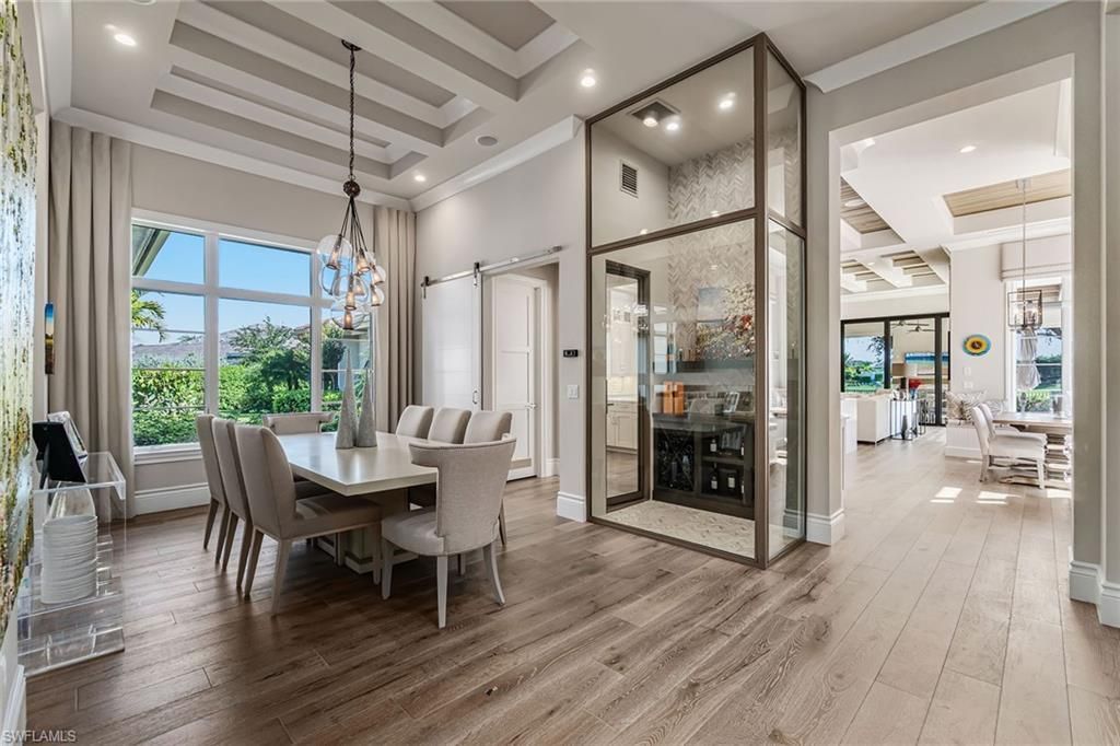 6188 Freemont Dr, Naples, FL 34119 Photo