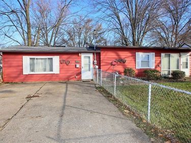 297 Abbe Road N, Elyria, OH 44035