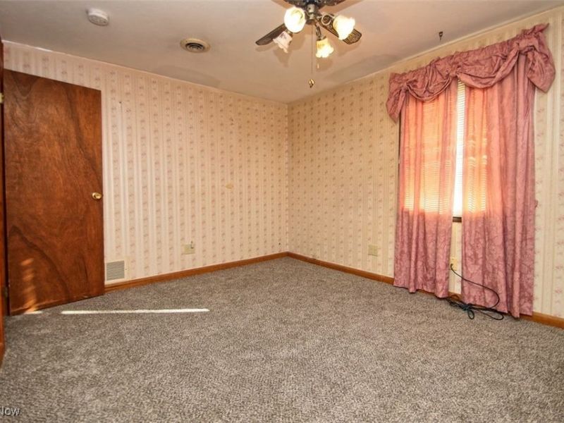 297 Abbe Road N, Elyria, OH 44035 Photo 18