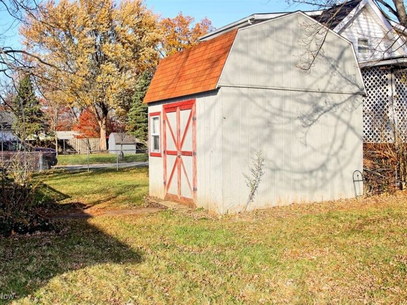 297 Abbe Road N, Elyria, OH 44035 Photo 22