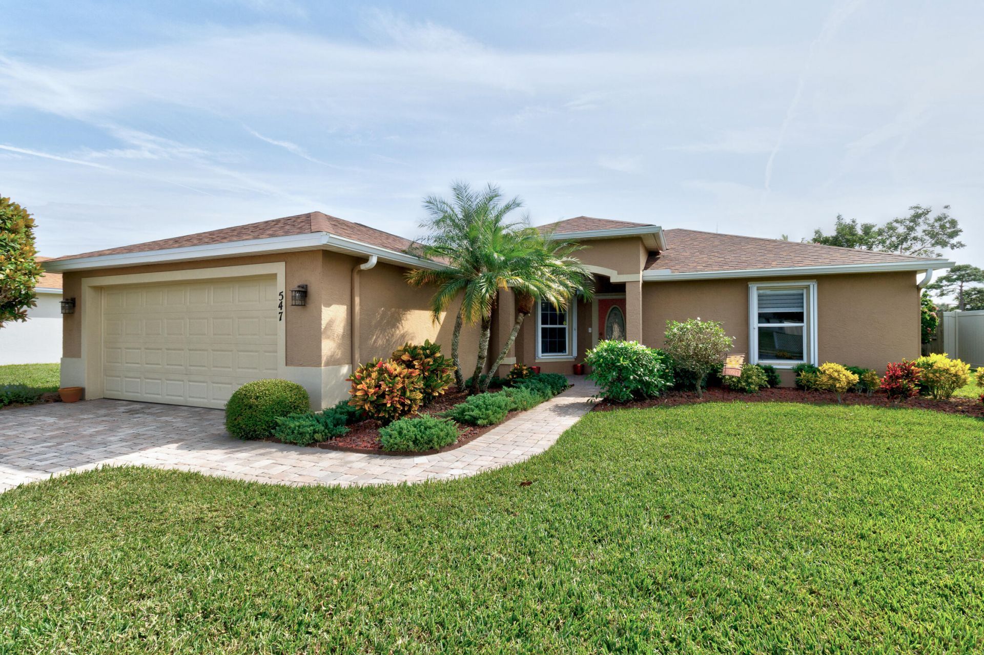 547 High Hawk Circle, Vero Beach, FL 32962 Main Photo