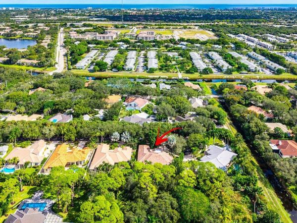 2560 Whispering Oaks Lane, Delray Beach, FL 33445