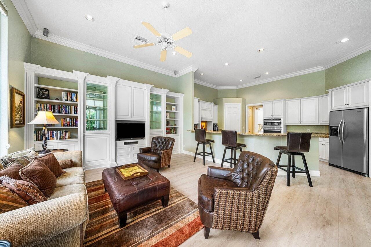 2560 Whispering Oaks Lane, Delray Beach, FL 33445 Photo