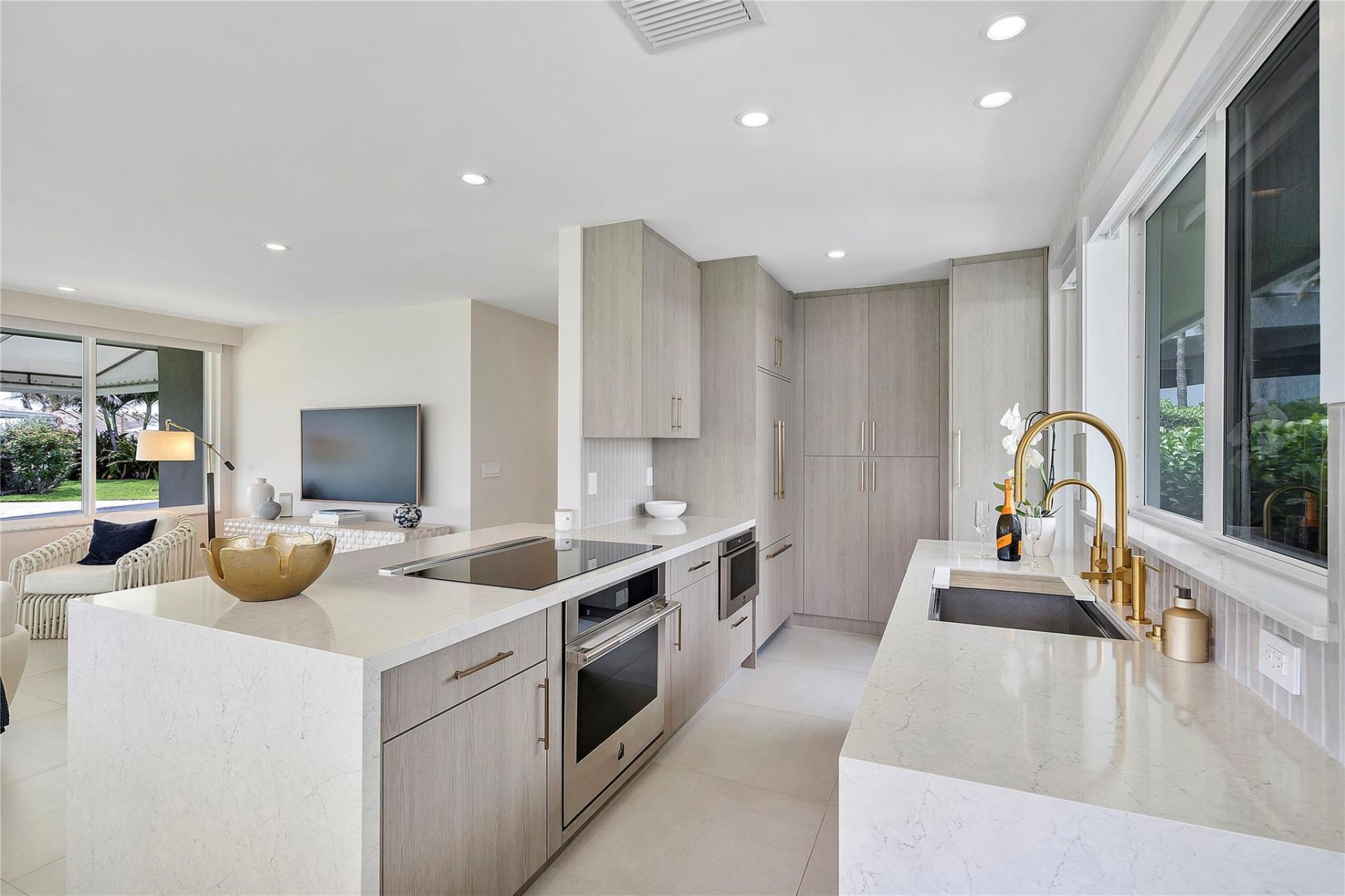 1100 S Ocean Boulevard, Unit D16, Pompano Beach, FL 33062 Photo