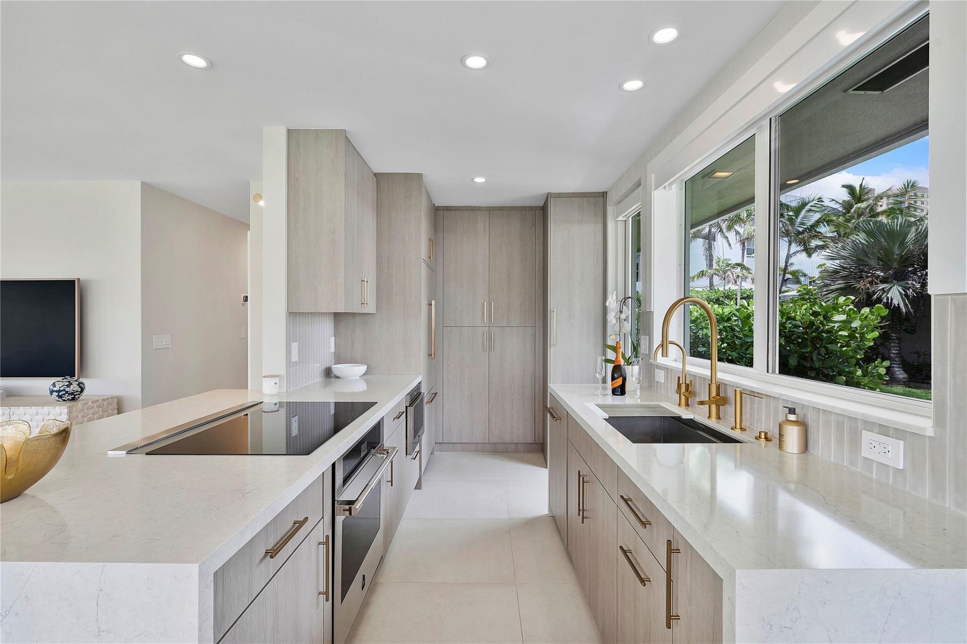 1100 S Ocean Boulevard, Unit D16, Pompano Beach, FL 33062 Photo