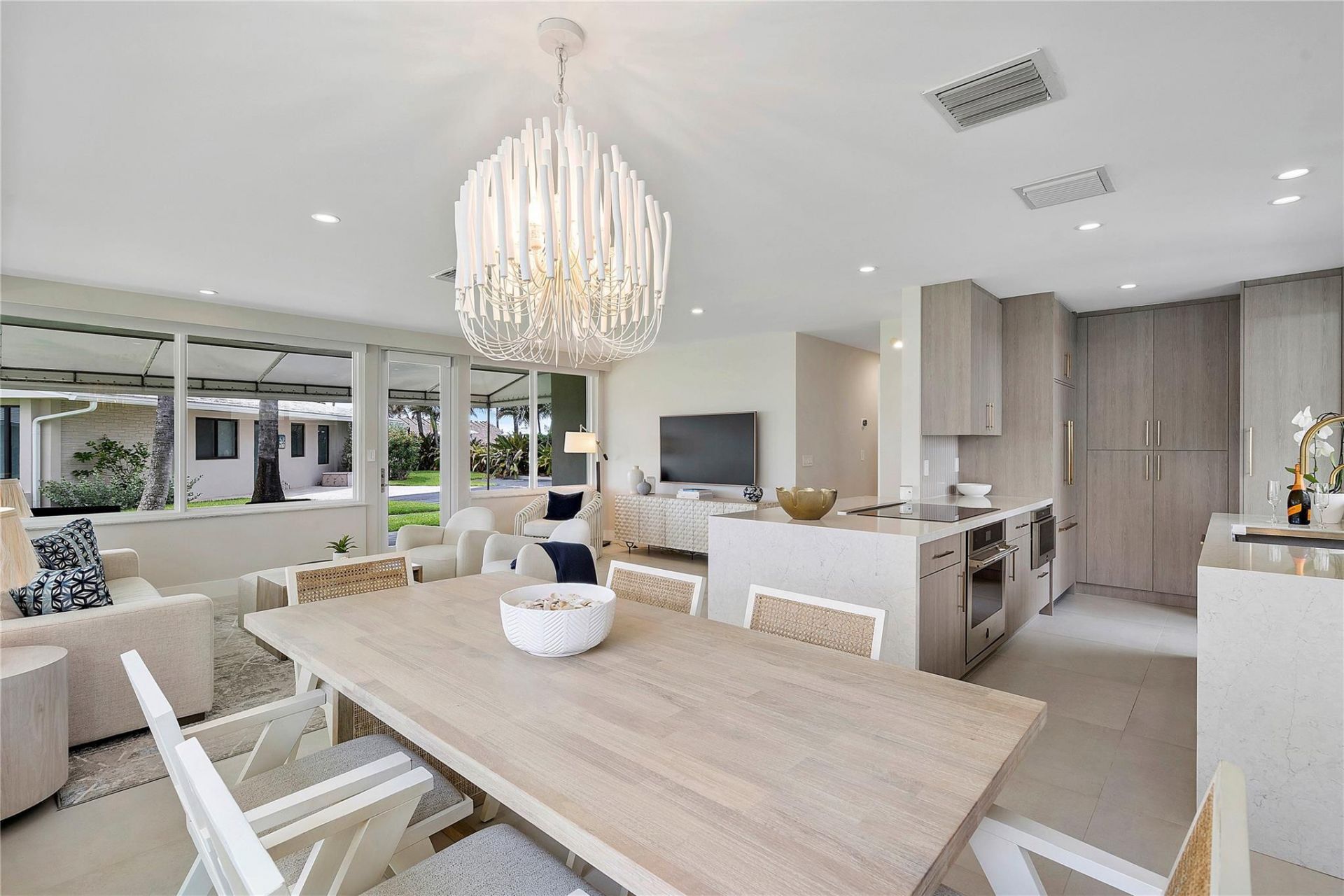 1100 S Ocean Boulevard, Unit D16, Pompano Beach, FL 33062 Photo