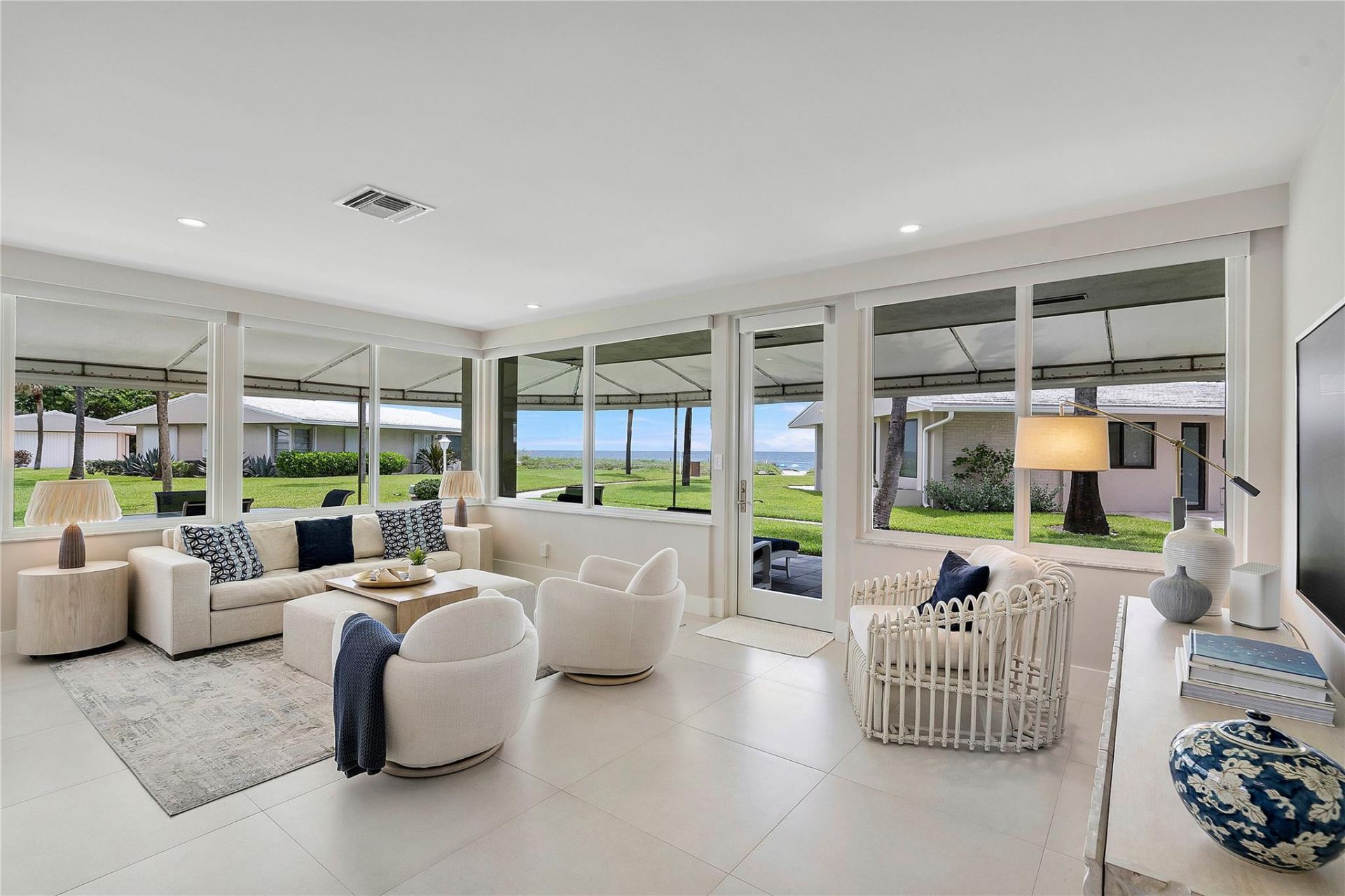 1100 S Ocean Boulevard, Unit D16, Pompano Beach, FL 33062 Photo