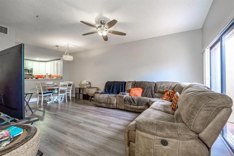 151 SW 95th Terrace, Unit 106, Pembroke Pines, FL 33025 Photo