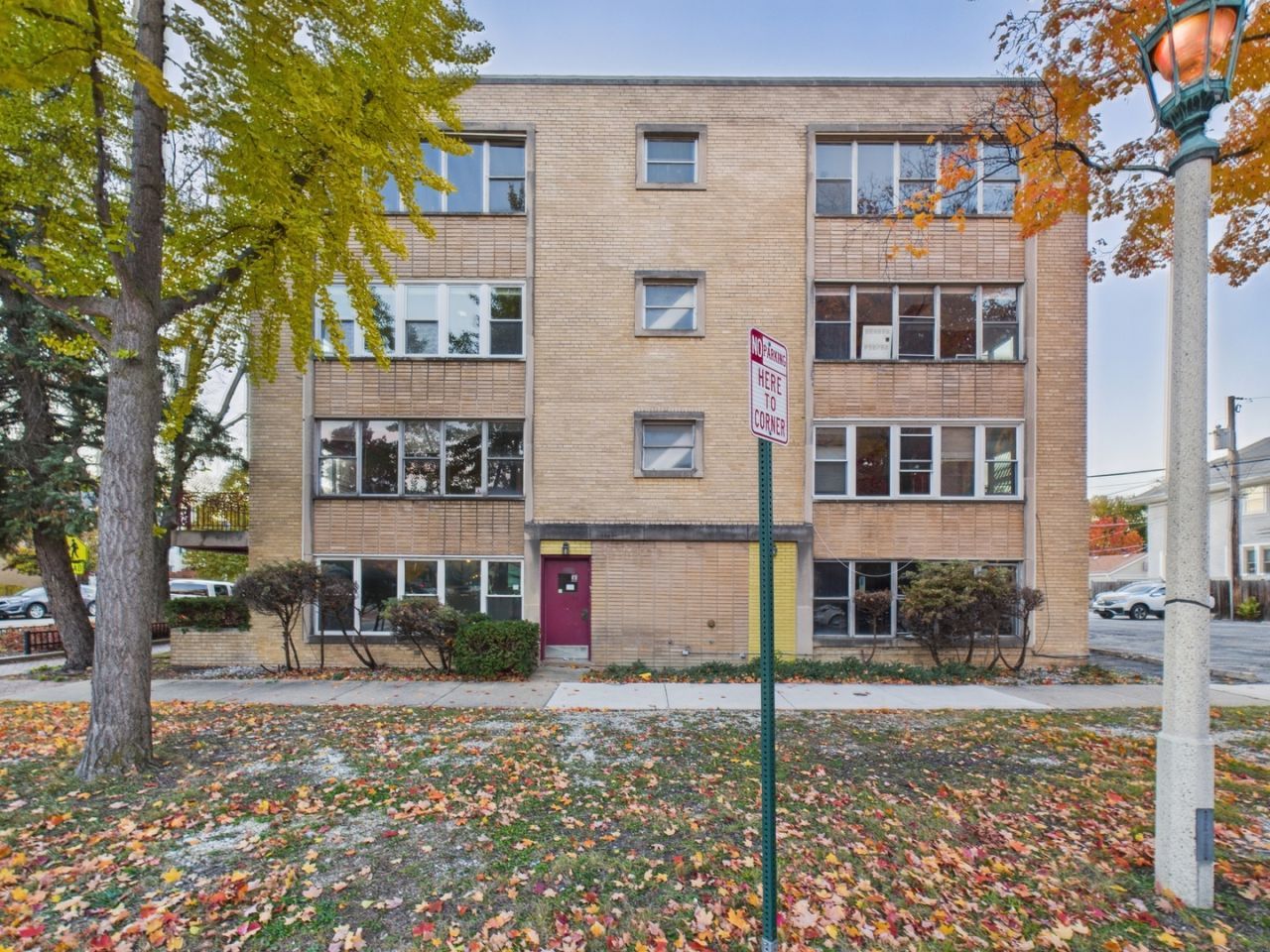 300 Chicago Avenue, Unit 4N, Oak Park, IL 60302 Main Photo