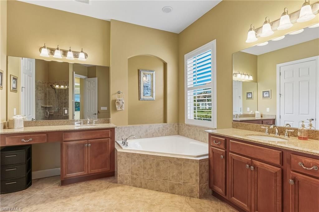 5675 Whispering Willow Way, Fort Myers, FL 33908 Photo
