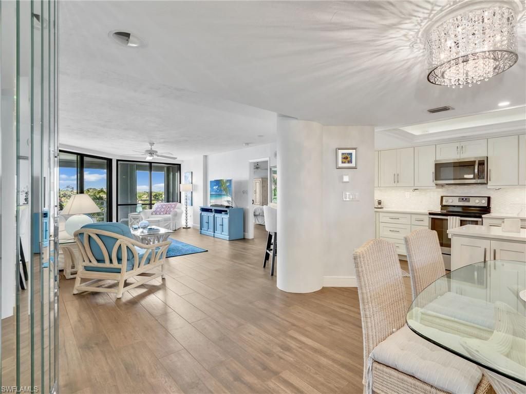 4751 Gulf Shore Blvd N, Unit 602, Naples, FL 34103 Photo