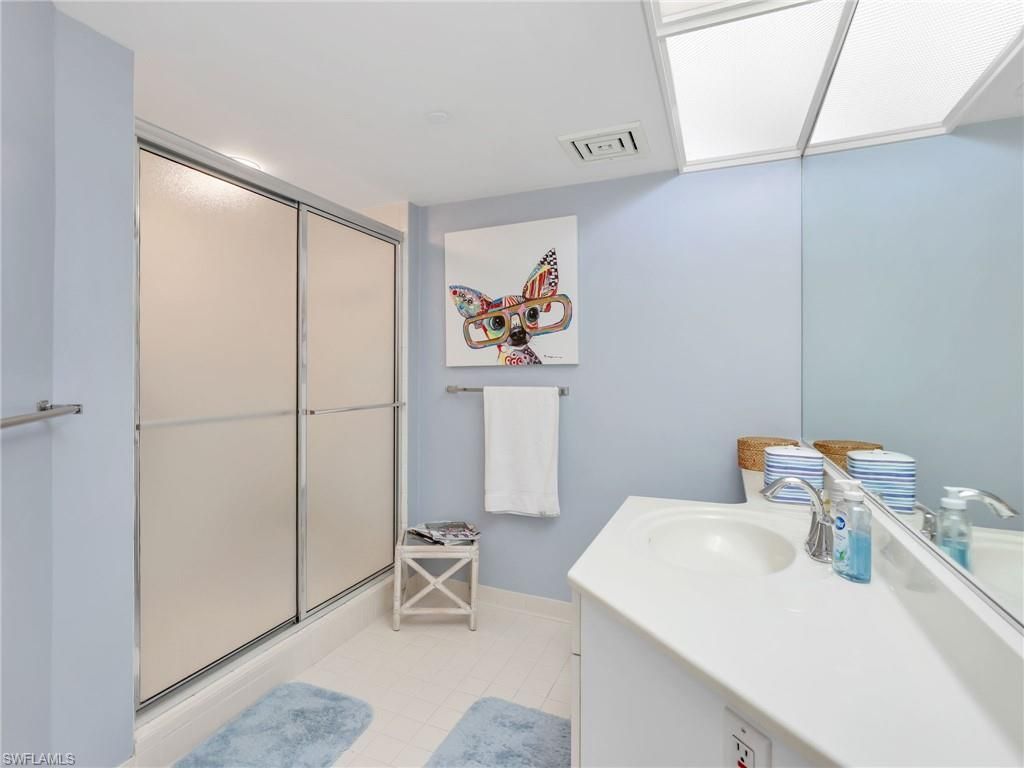 4751 Gulf Shore Blvd N, Unit 602, Naples, FL 34103 Photo