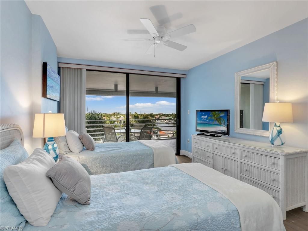 4751 Gulf Shore Blvd N, Unit 602, Naples, FL 34103 Photo