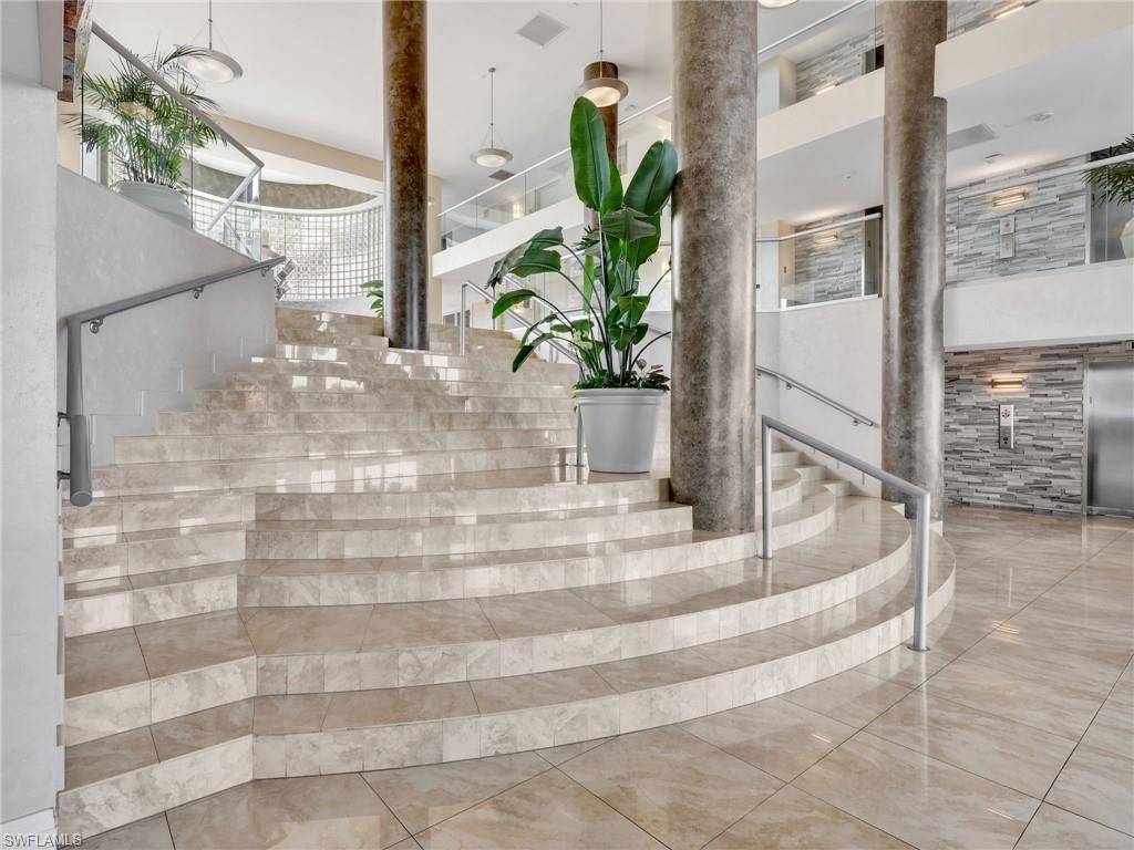 4751 Gulf Shore Blvd N, Unit 602, Naples, FL 34103 Photo